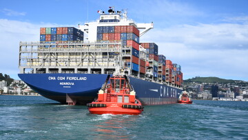 Tug assisting fiordland